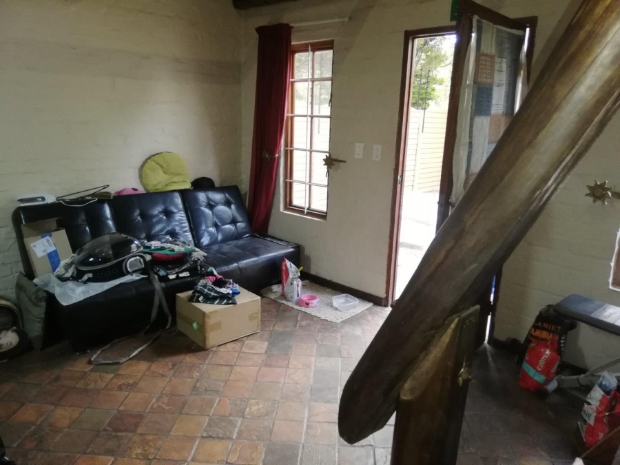 2 Bedroom Property for Sale in Kannoniers Park North West